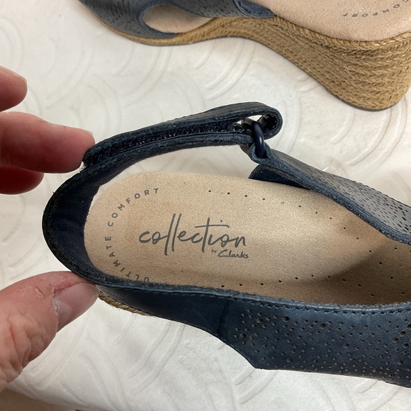 Clarks unlimited comfort collection 8 1/2 med NWOT navy wedge - Picture 8 of 8